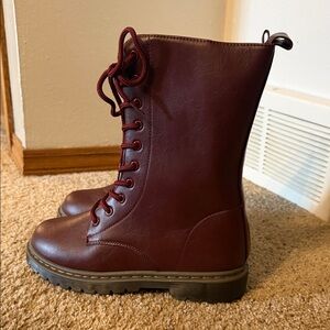 Women's Burgundy Lace-Up Boots size 7.5
